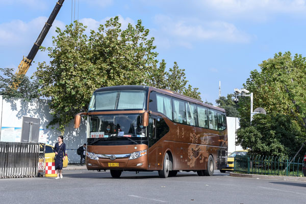 深圳租大巴車平臺(tái)哪個(gè)好？租大巴平臺(tái)必備條件